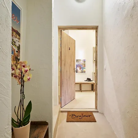 Daire Old Town By Botanica *
