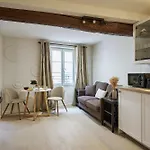 Old Town By Botanica * Cannes